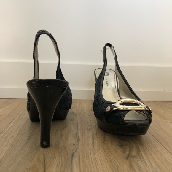 Anne Klein Black Heels with Gold Accents Size 7 - Picture 3 of 4